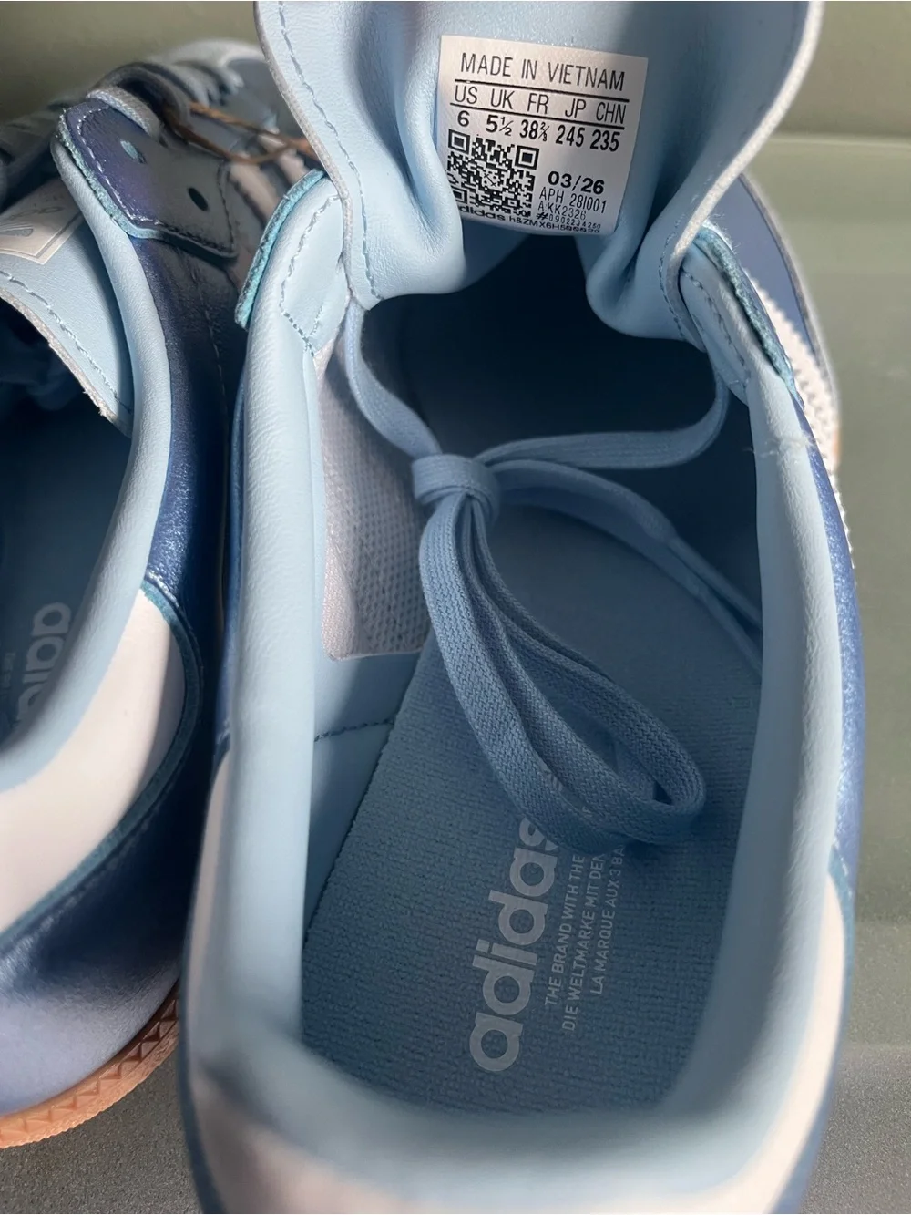 Adidas Samba OG J Metallic Clear Sky Blue Gum – Big Kids 6 / Women’s 7.5 – NWT